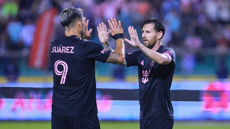Lionel Messi har långt hår igen